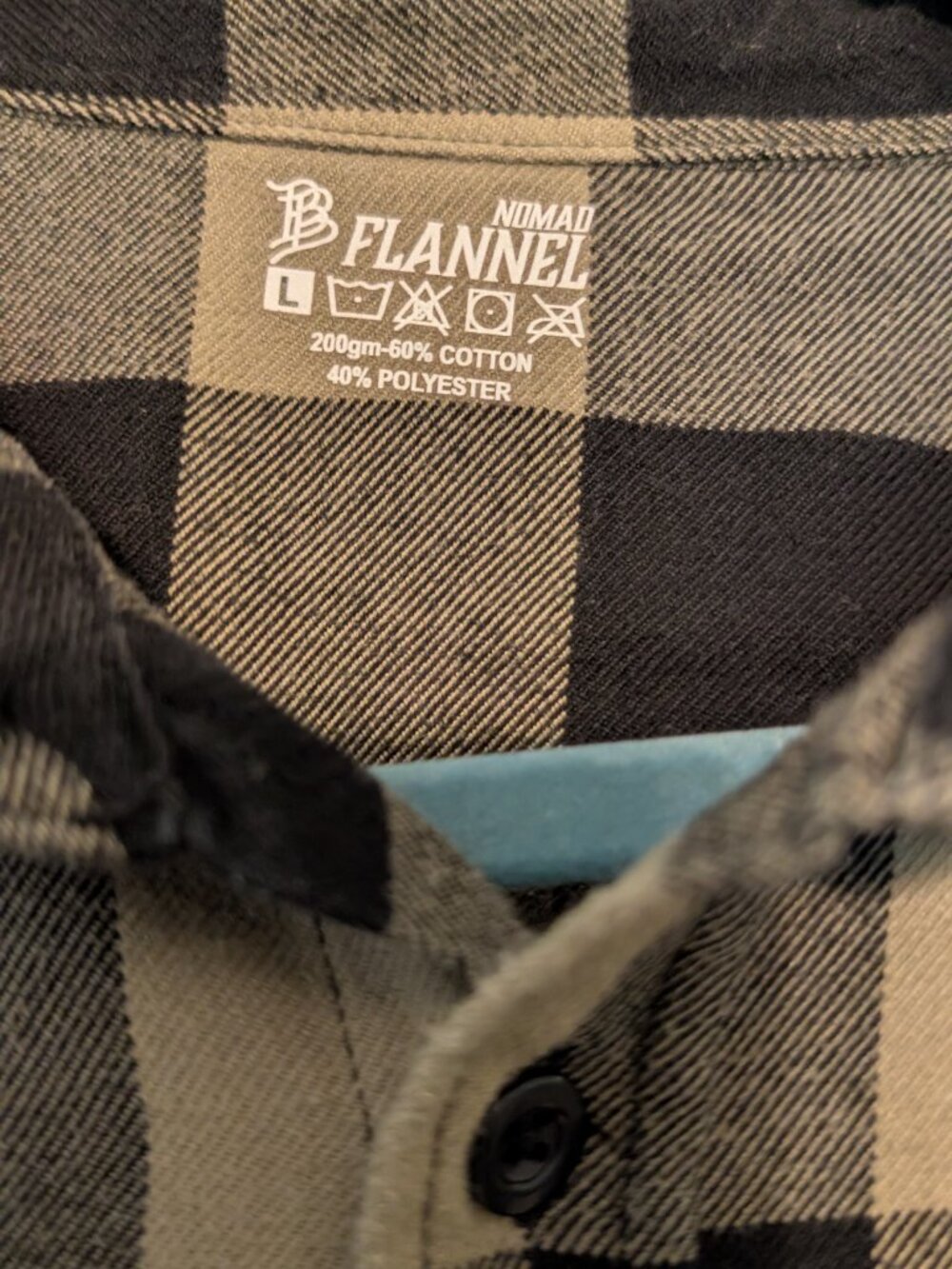 Independent Trading Company Black Plaid Flannel Shirt Size L - Picture 3 of 6